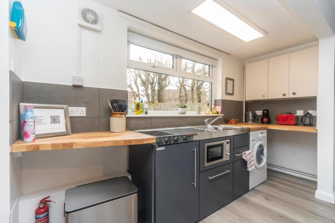10 Boutique Studio Apartment Near Tube - Quiet Location Little Missenden エクステリア 写真